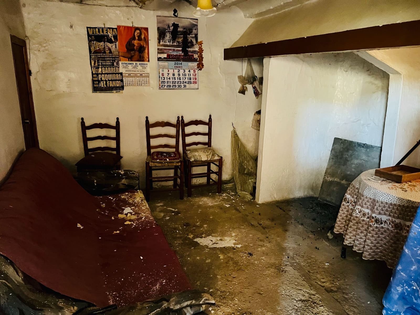 2 soveværelse Byhus til salg i El Camp de Mirra med garage - € 94.000 (Ref: 8349914)