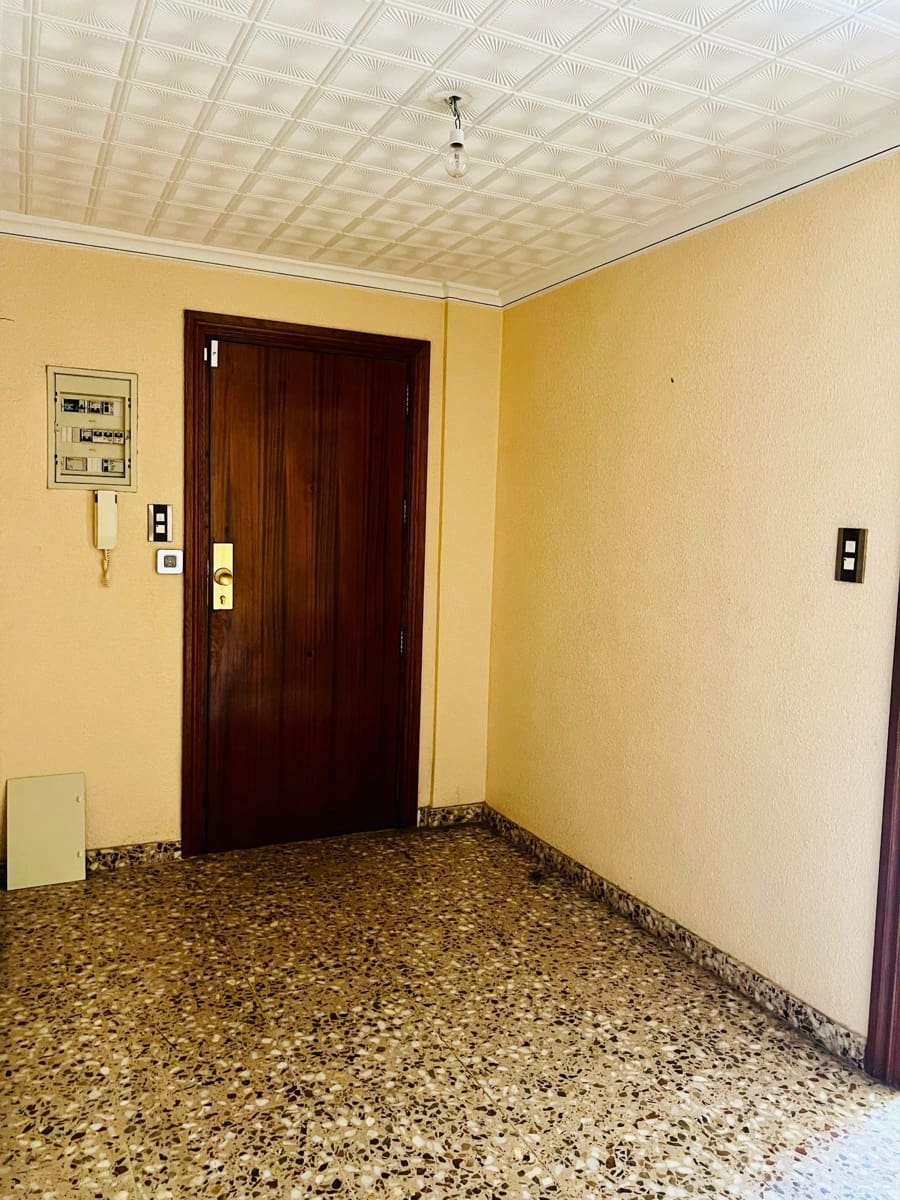 4 soveværelse Lejlighed til salg i Biar - € 130.000 (Ref: 8373103)