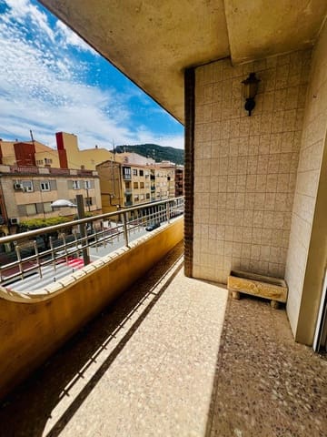 4 bedroom Flat for sale in Biar - € 130,000 (Ref: 8373103)