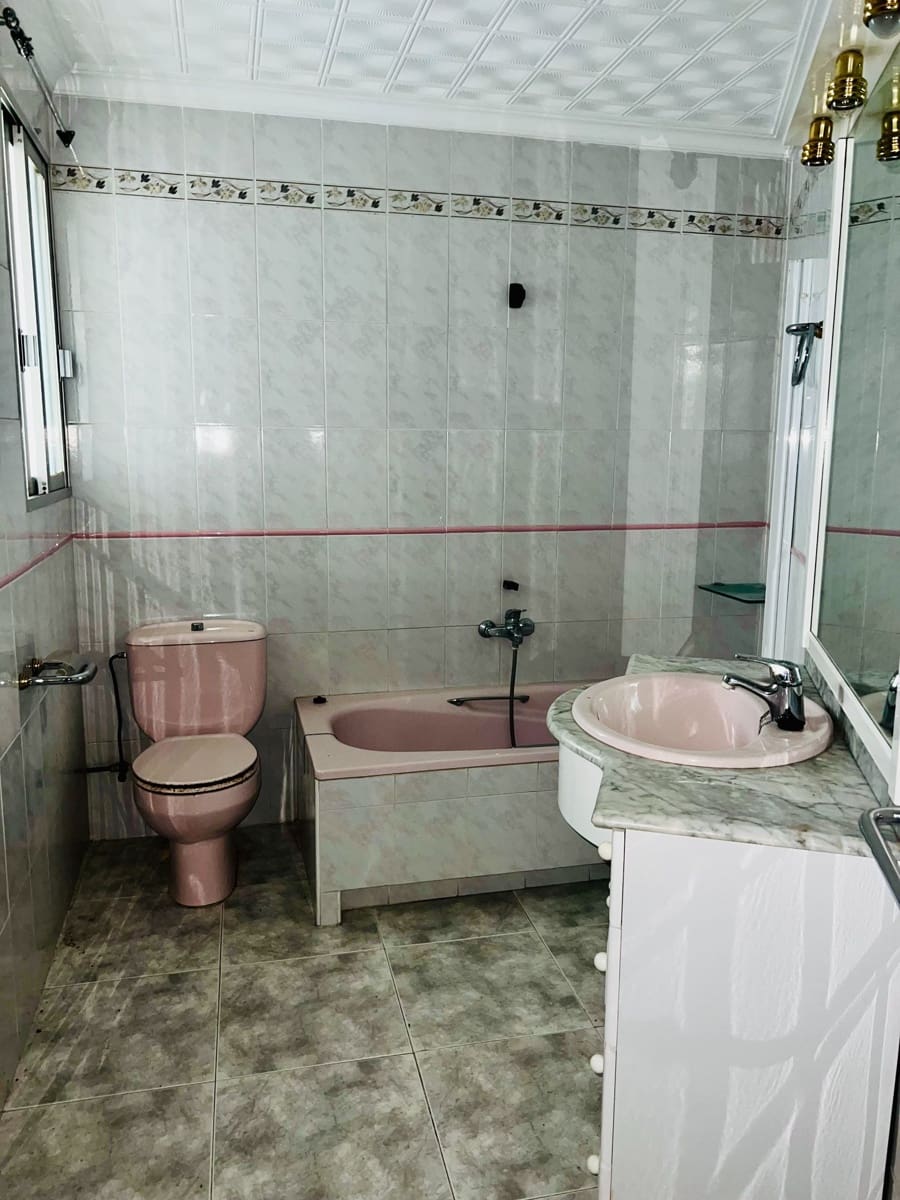 4 soveværelse Lejlighed til salg i Biar - € 130.000 (Ref: 8373103)