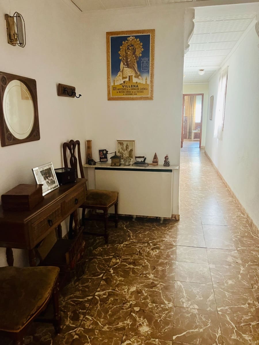 5 sovrum Hus till salu i Villena med garage - 160 000 € (Ref: 8419235)