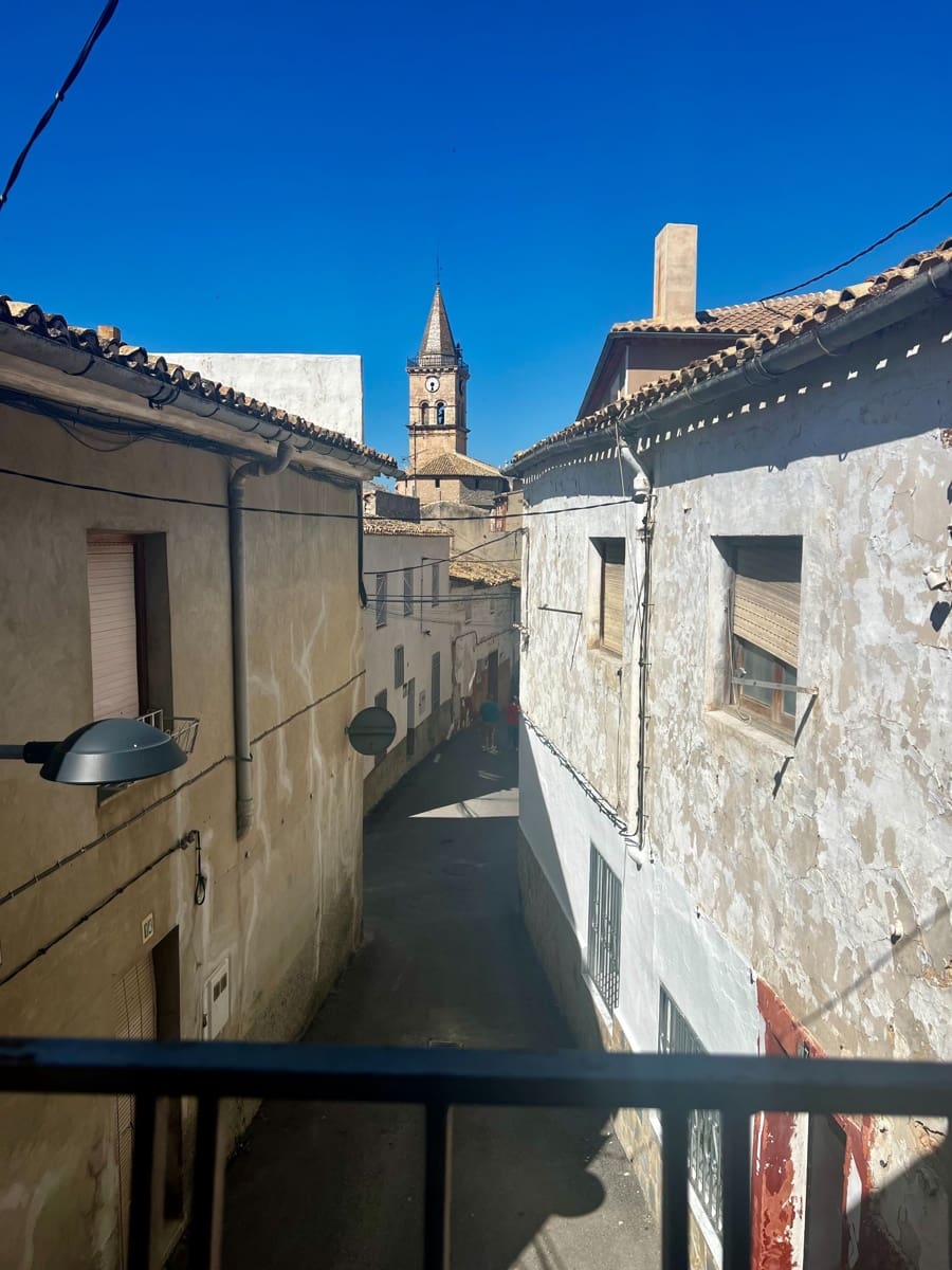 5 soveværelse Byhus til salg i Villena - € 58.900 (Ref: 8435532)