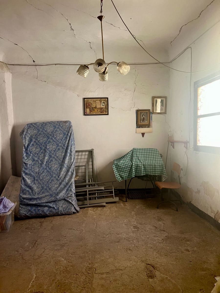 5 soveværelse Byhus til salg i Villena - € 58.900 (Ref: 8435532)