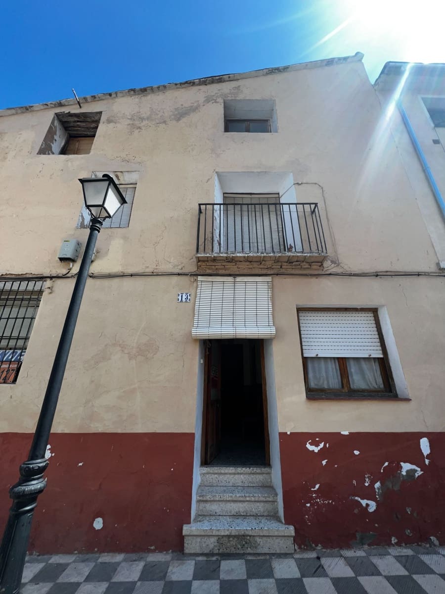 5 soverom Hus til salgs i Biar - € 58 000 (Ref: 8468795)