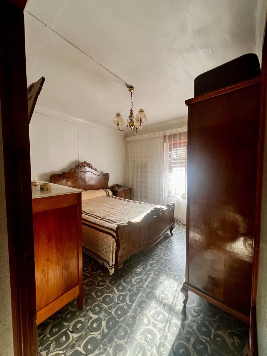 5 soverom Hus til salgs i Biar - € 100 000 (Ref: 8840642)