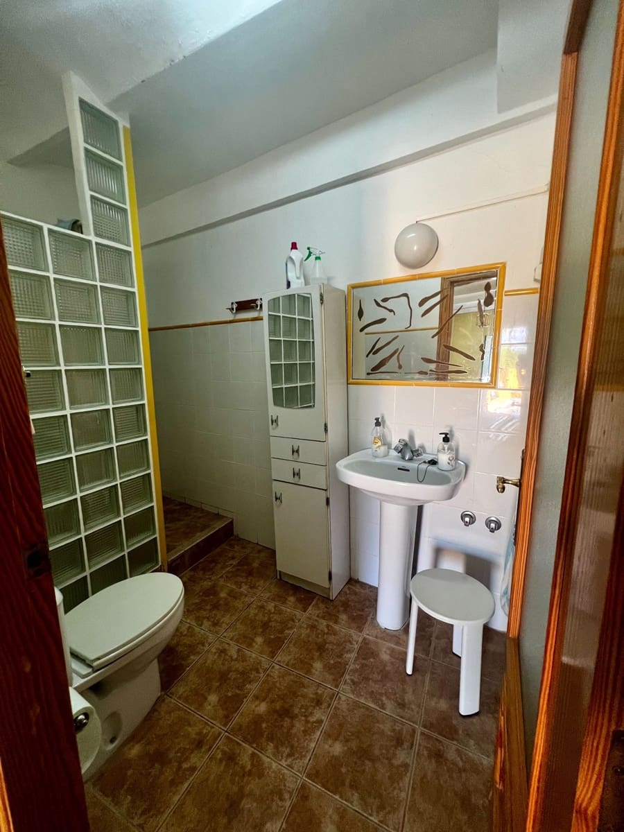 8 sypialnia Dom na sprzedaż w Biar z basenem - 400 000 € (Ref: 9016982)