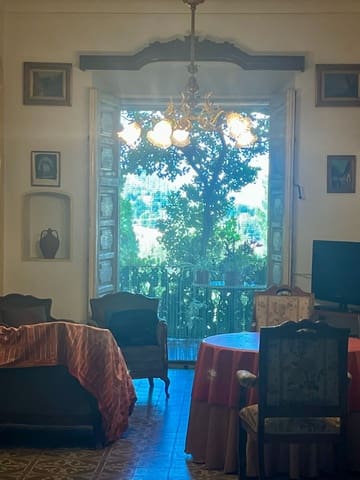 8 bedroom Townhouse for sale in Biar with pool - € 400,000 (Ref: 9016982)