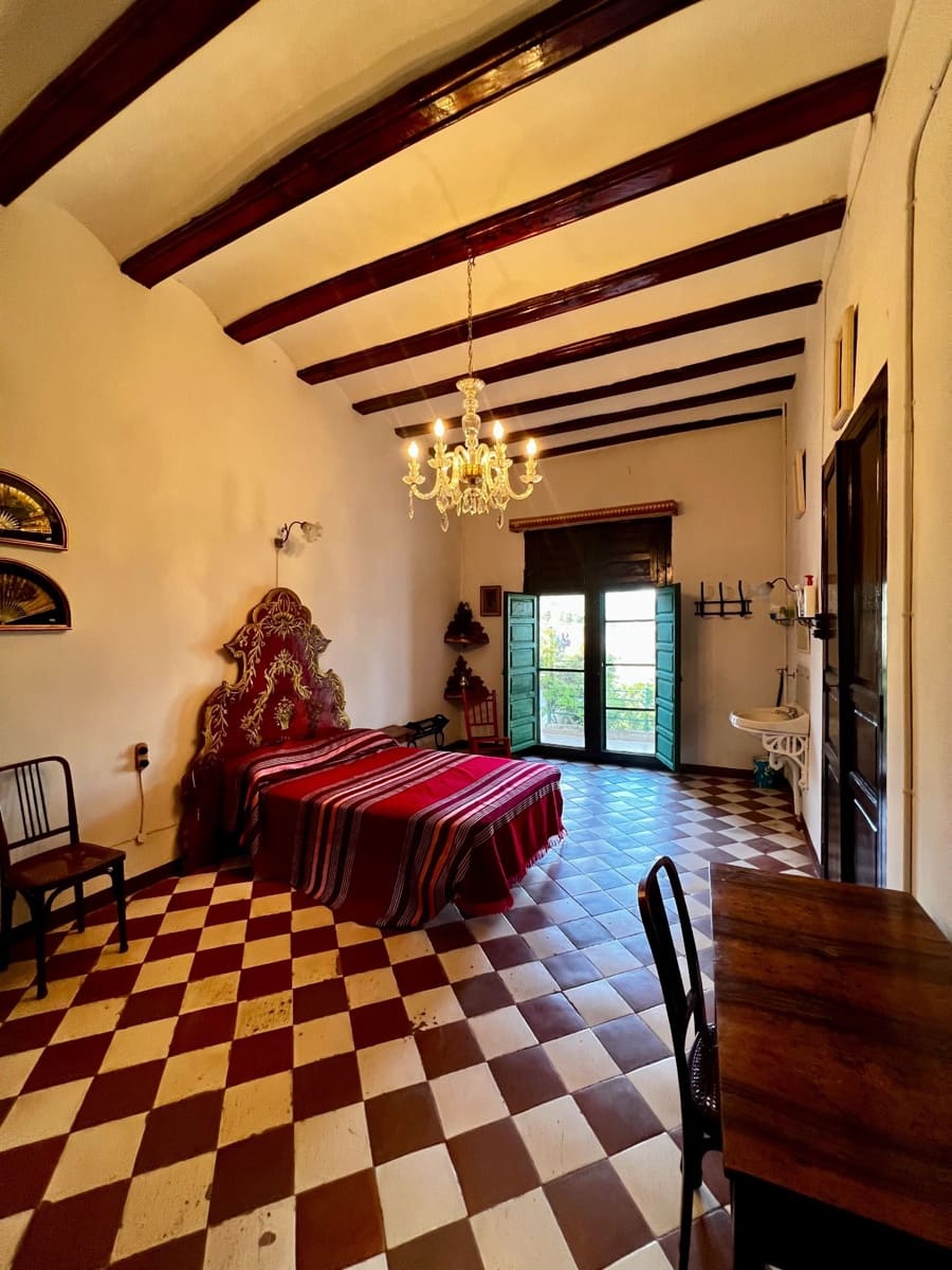 8 sypialnia Dom na sprzedaż w Biar z basenem - 400 000 € (Ref: 9016982)