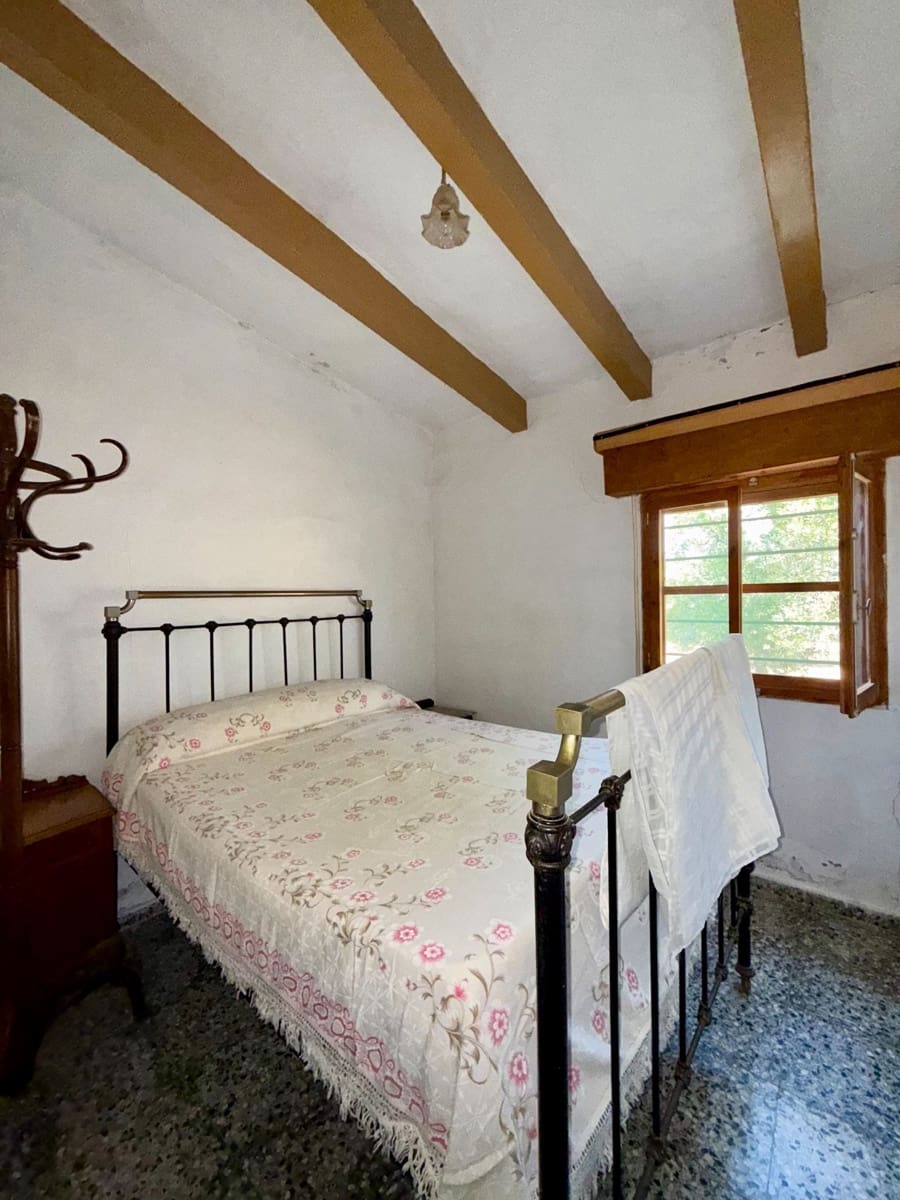 3 bedroom Finca/Country House for sale in Biar with pool garage - € 130,000 (Ref: 9081314)