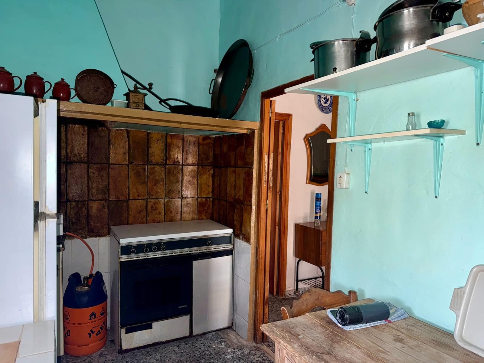 3 bedroom Finca/Country House for sale in Biar with pool garage - € 130,000 (Ref: 9081314)