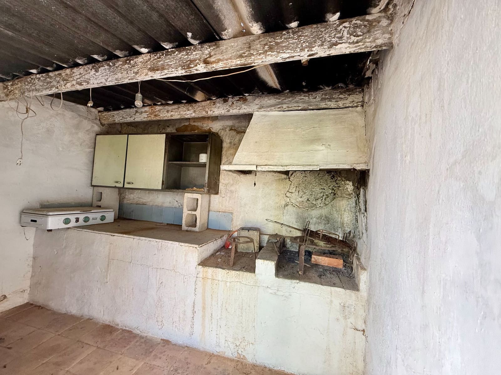 3 bedroom Finca/Country House for sale in Biar with pool garage - € 130,000 (Ref: 9081314)