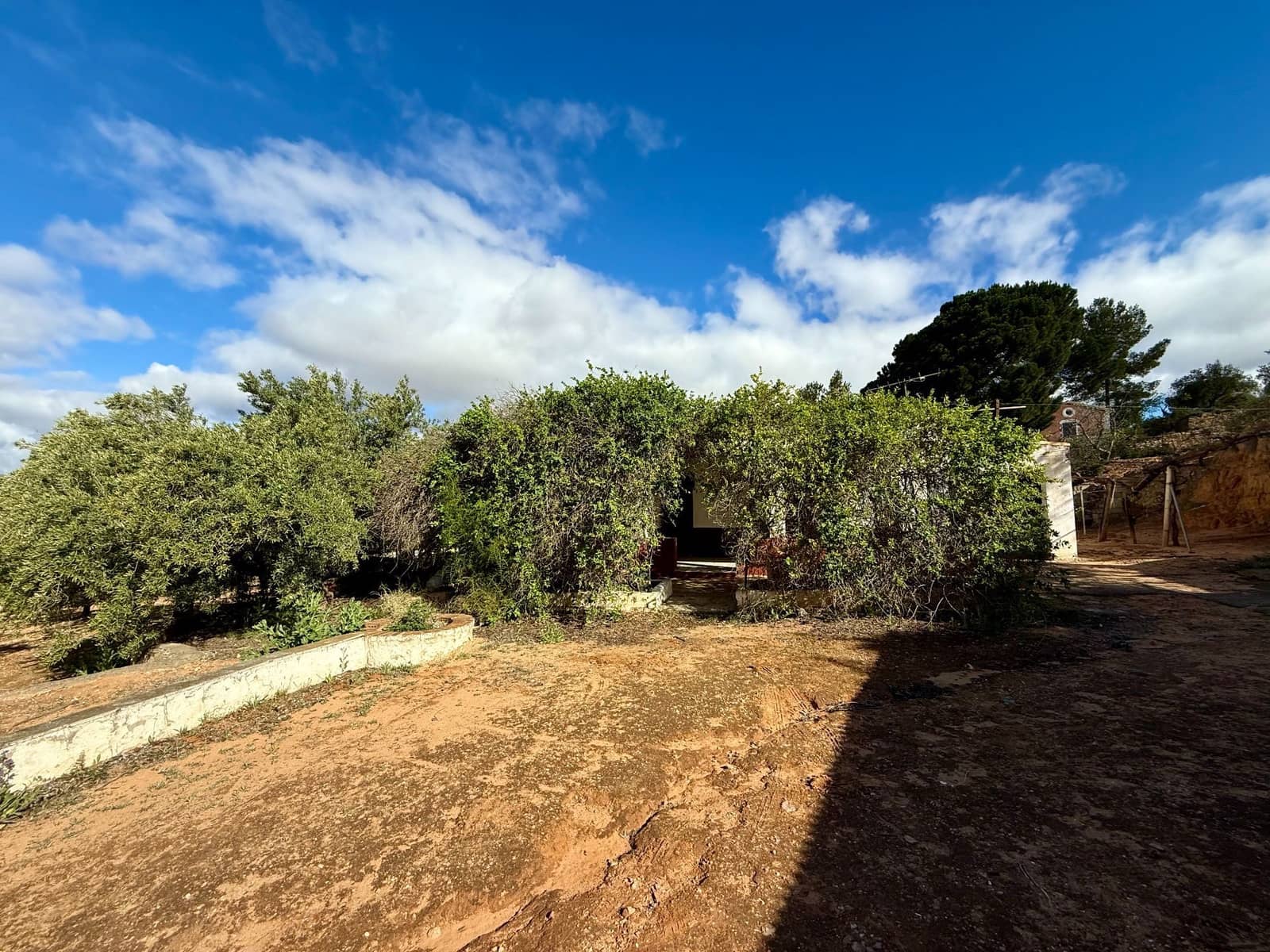 3 bedroom Finca/Country House for sale in Biar with pool garage - € 130,000 (Ref: 9081314)