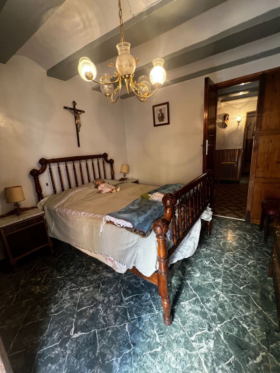 6 soverom Hus til salgs i Biar - € 115 000 (Ref: 9106321)