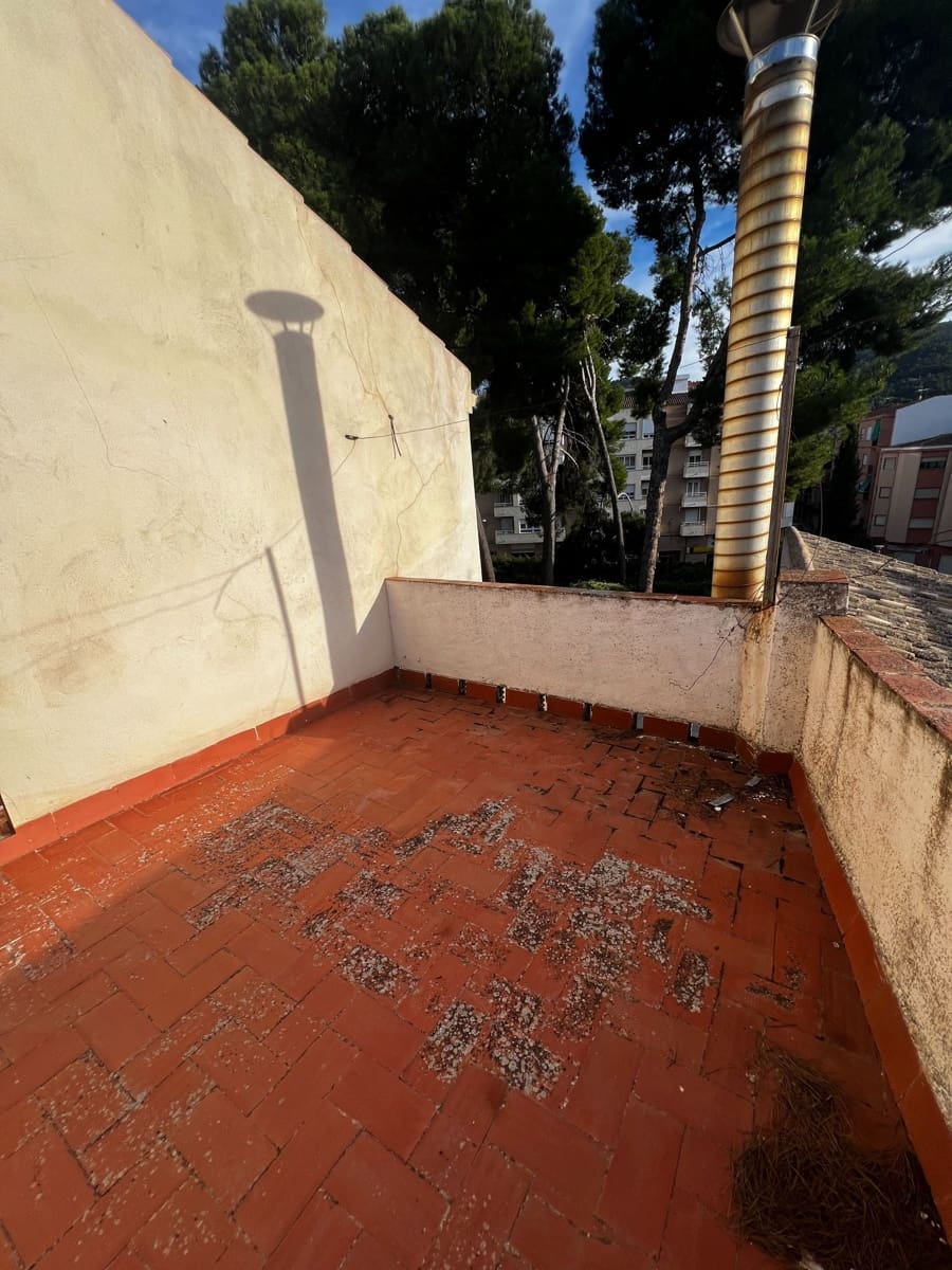 6 soverom Hus til salgs i Biar - € 115 000 (Ref: 9106321)