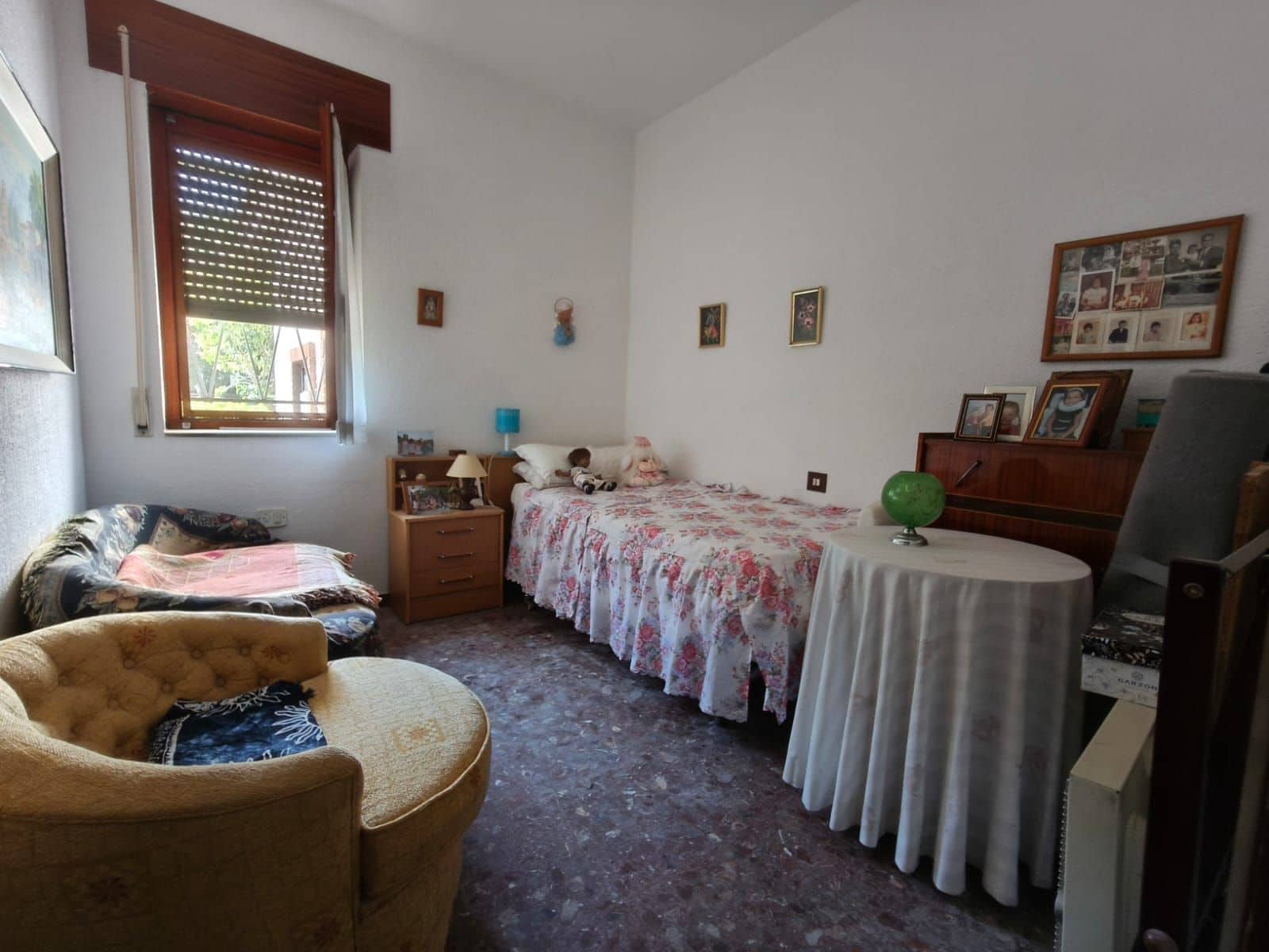 4 bedroom Villa for sale in Villena with pool garage - € 235,000 (Ref: 9111869)