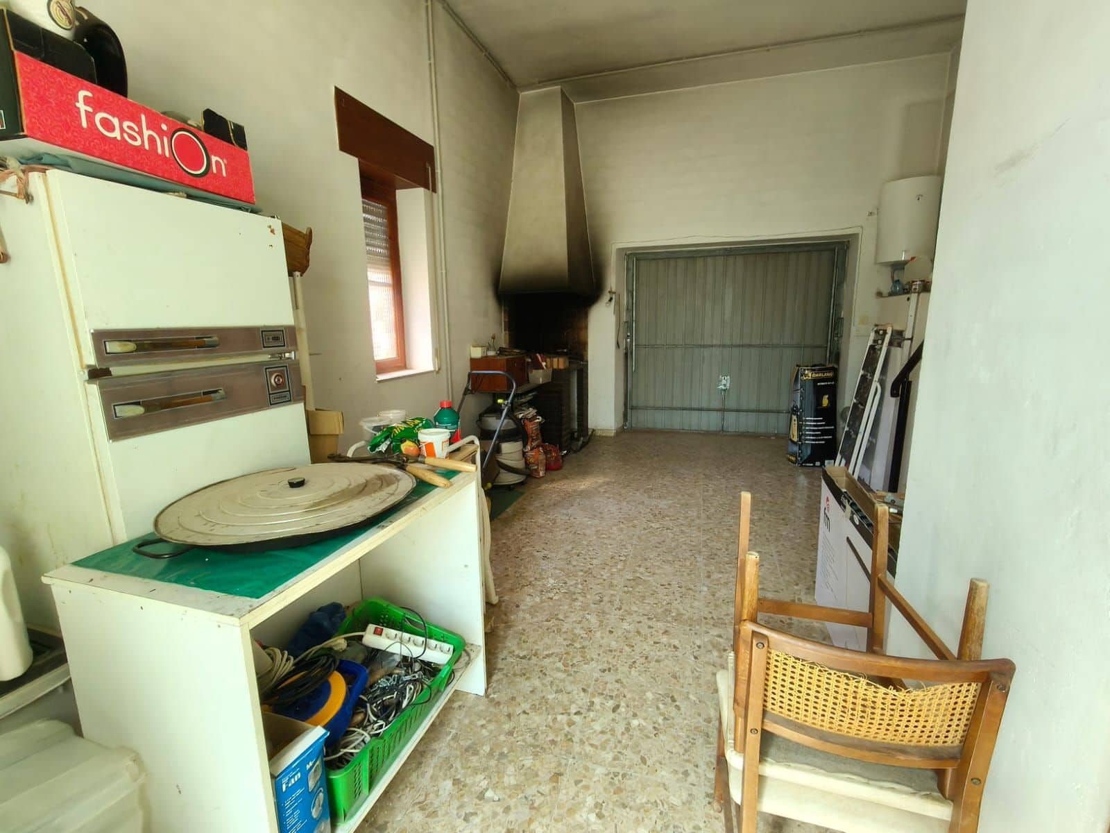 4 bedroom Villa for sale in Villena with pool garage - € 235,000 (Ref: 9111869)