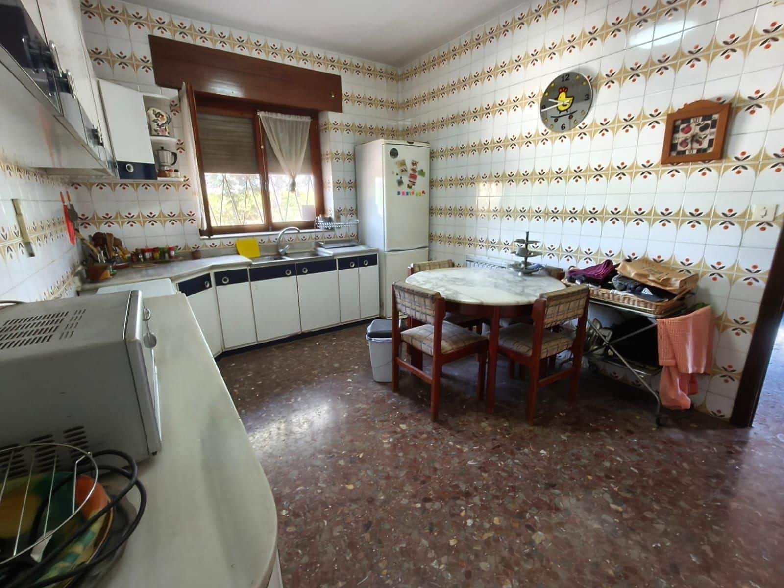 4 bedroom Villa for sale in Villena with pool garage - € 235,000 (Ref: 9111869)