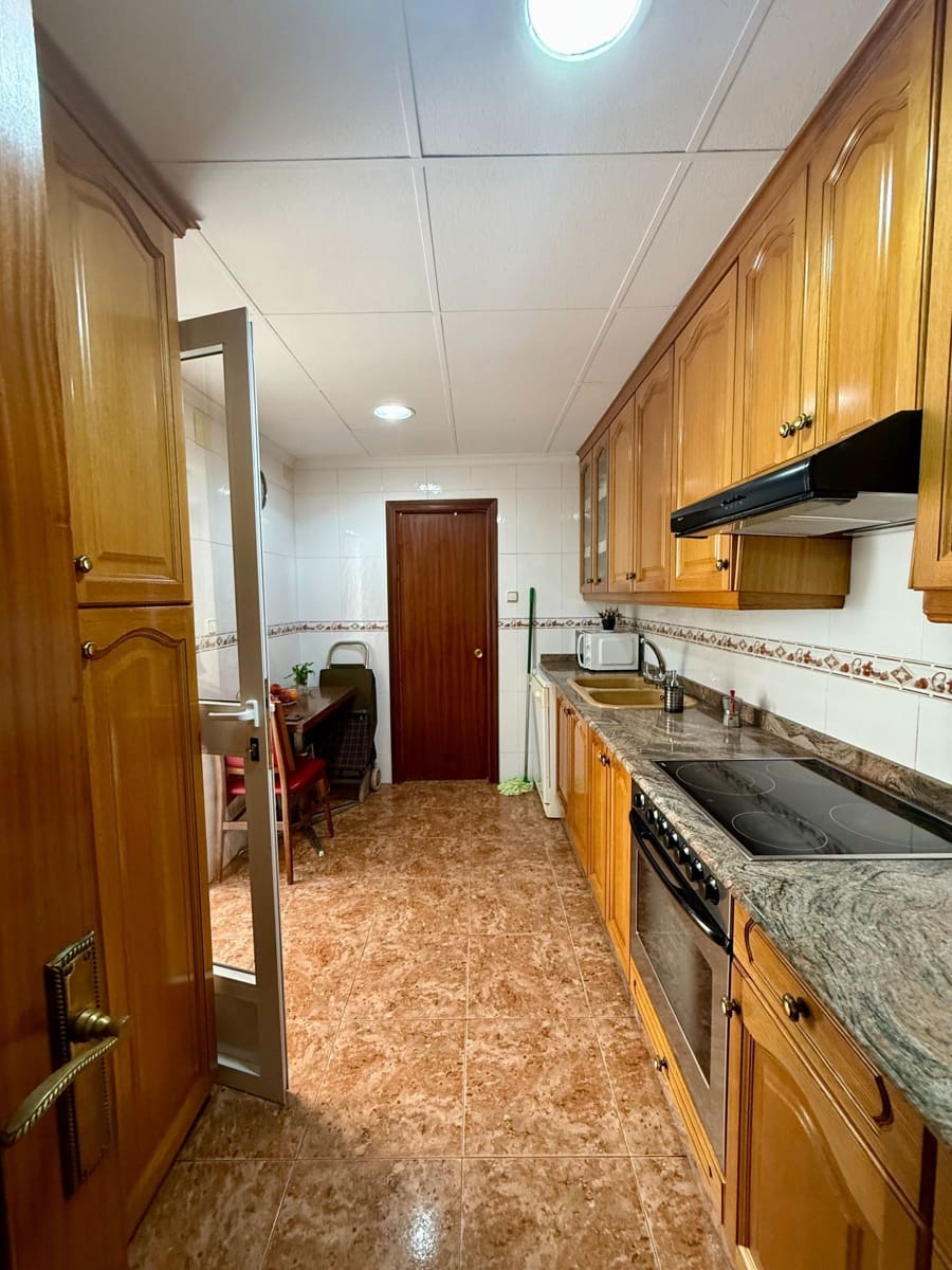 4 soverom Hus til salgs i Villena - € 99 900 (Ref: 9117004)