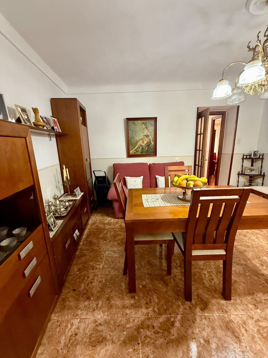 4 soverom Hus til salgs i Villena - € 99 900 (Ref: 9117004)