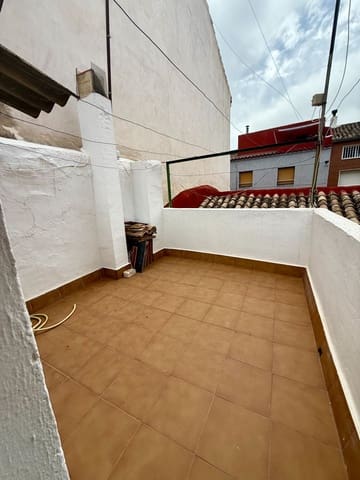 4 bedroom Townhouse for sale in Villena - € 99,900 (Ref: 9117004)
