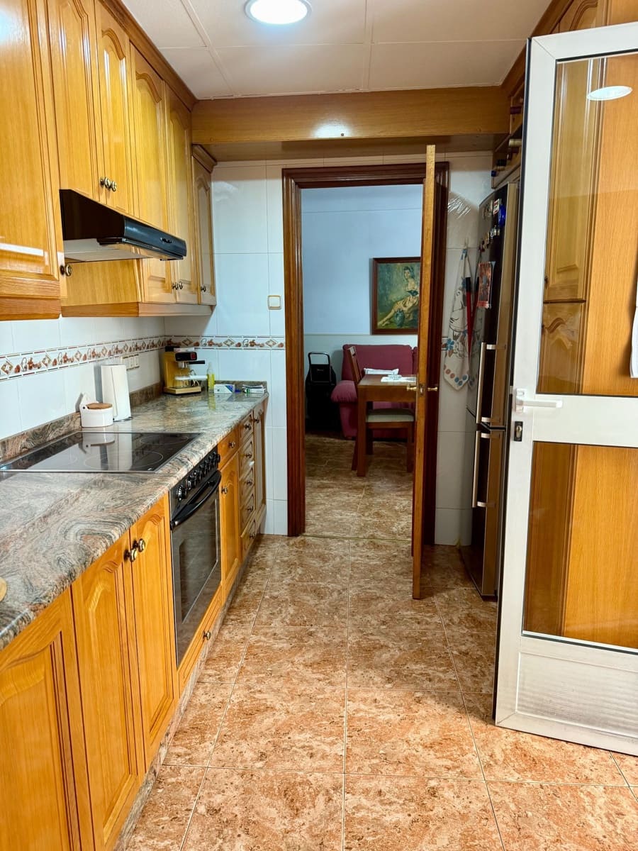 4 soverom Hus til salgs i Villena - € 99 900 (Ref: 9117004)