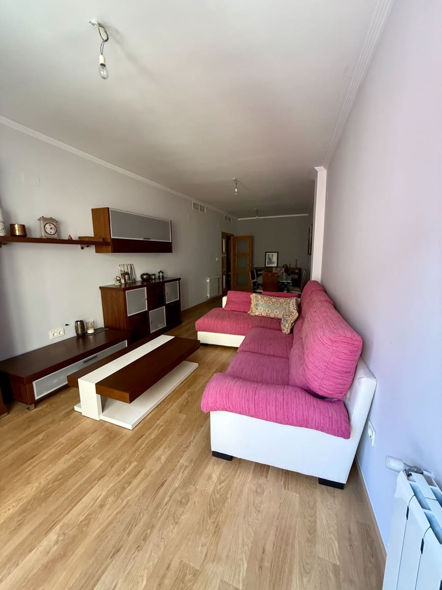 3 chambre Appartement à vendre à Villena avec garage - 149 000 € (Ref: 9169333)