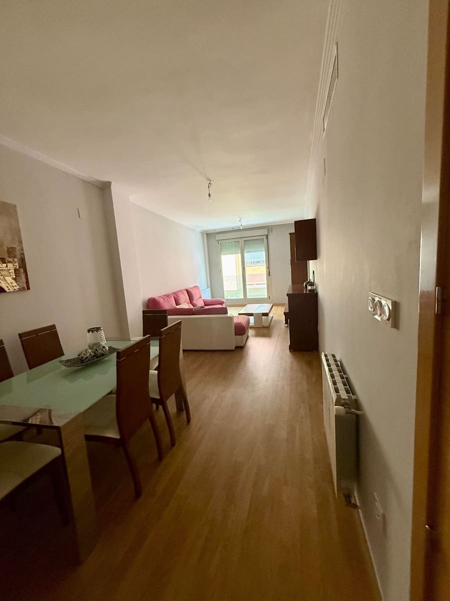 3 chambre Appartement à vendre à Villena avec garage - 149 000 € (Ref: 9169333)