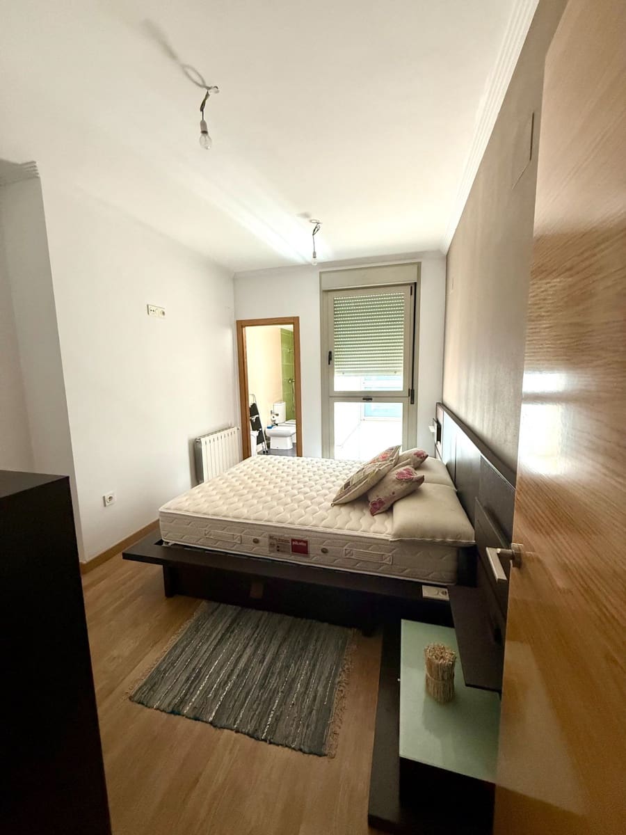 3 chambre Appartement à vendre à Villena avec garage - 149 000 € (Ref: 9169333)