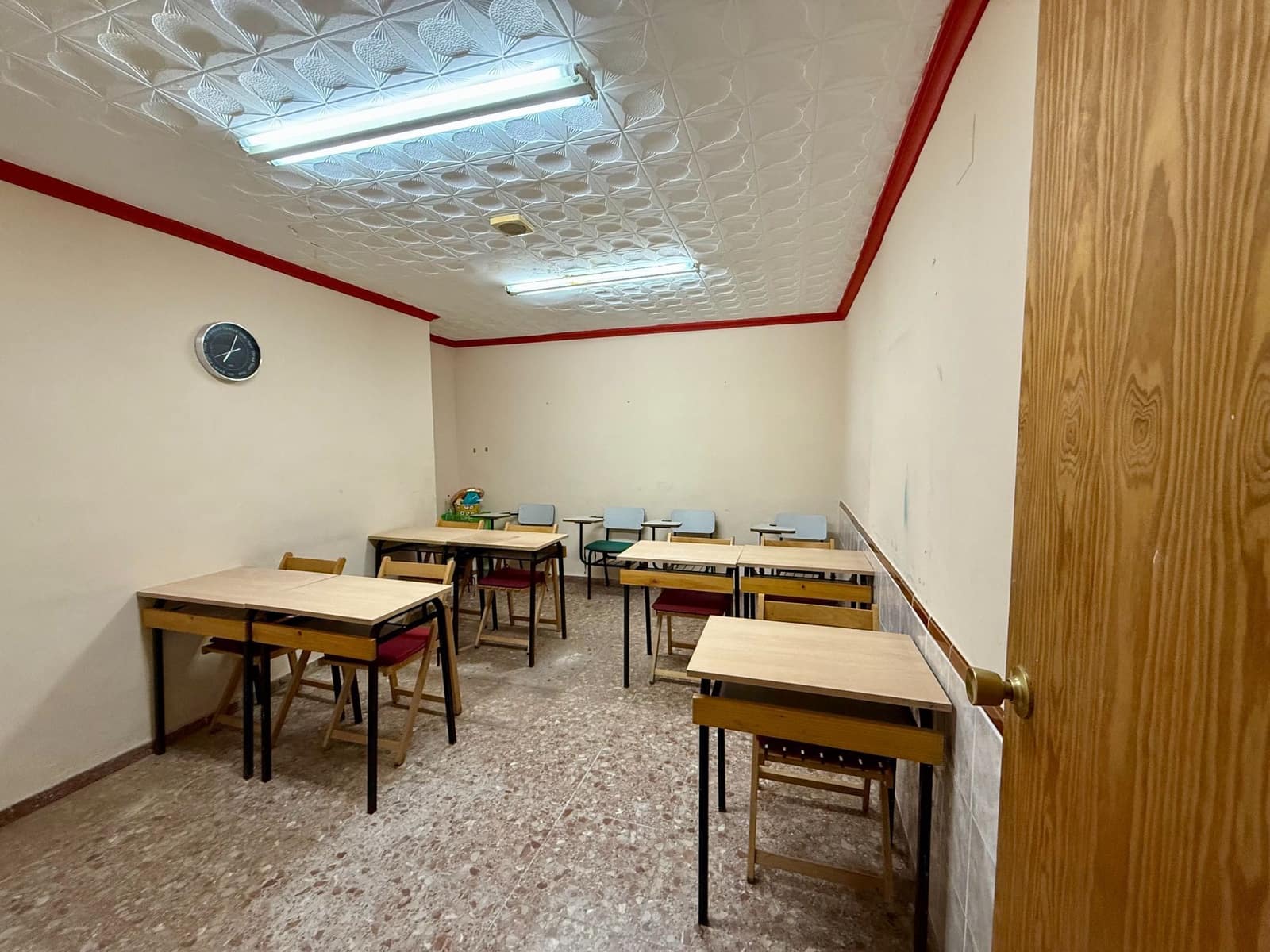 Erhverv til salg i Villena - € 59.000 (Ref: 9230771)