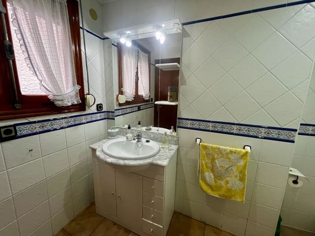 3 soveværelse Lejlighed til salg i Biar - € 170.000 (Ref: 9265727)