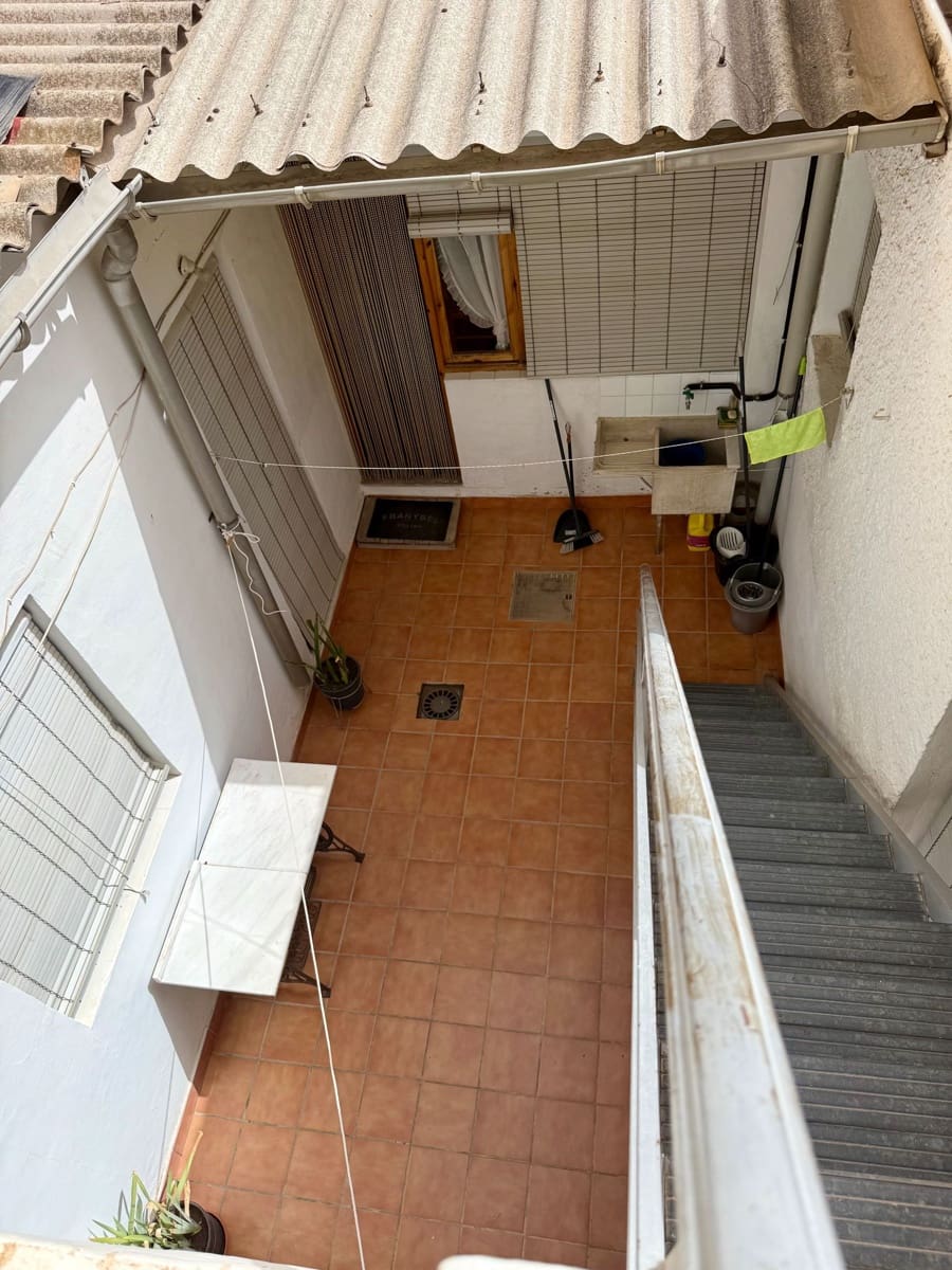 3 soverom Hus til salgs i Villena med garasje - € 150 000 (Ref: 9288032)