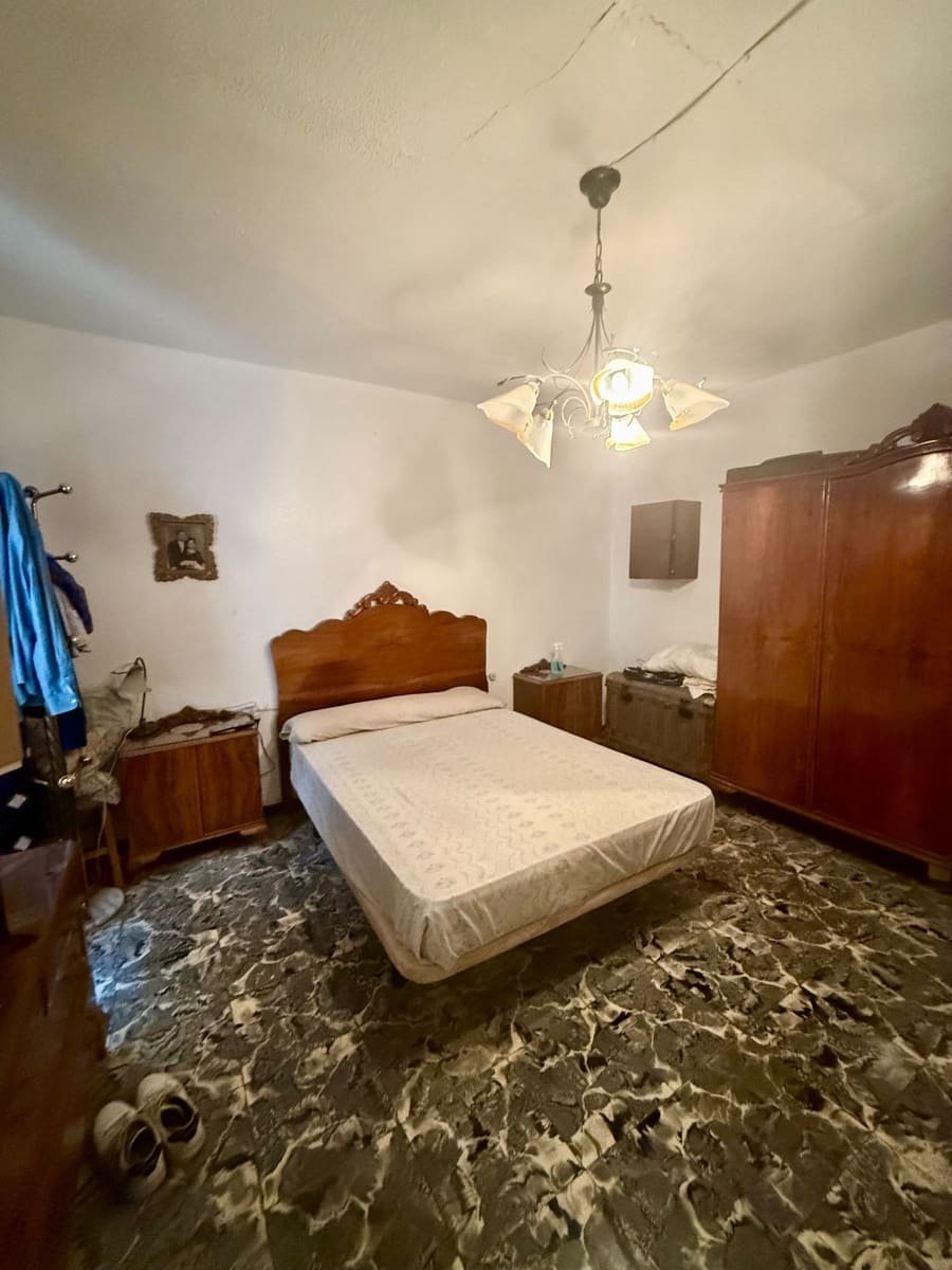 2 makuuhuone Asunto myytävänä paikassa Villena - 54 000 € (Ref: 9358904)