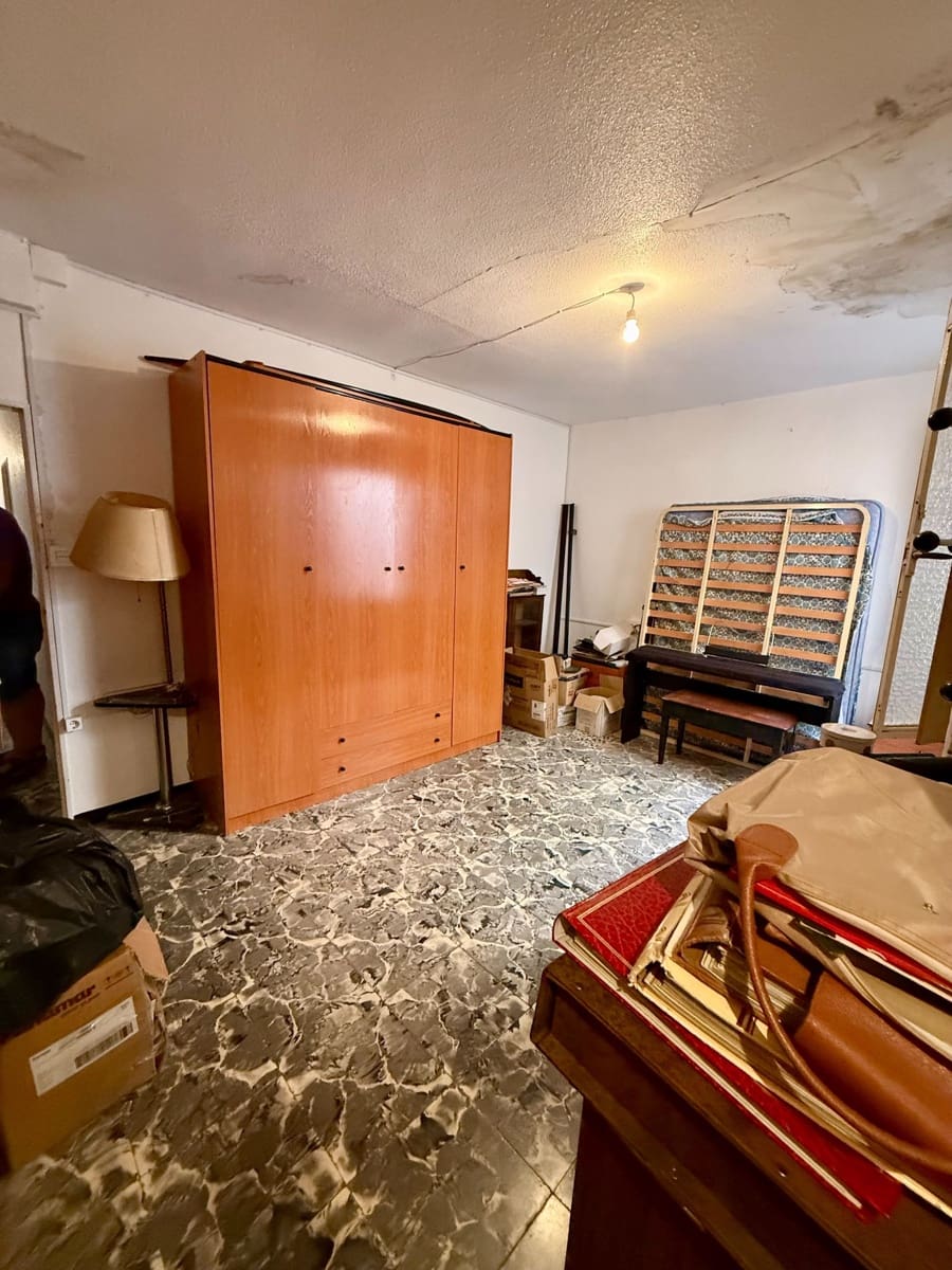 2 makuuhuone Asunto myytävänä paikassa Villena - 54 000 € (Ref: 9358904)