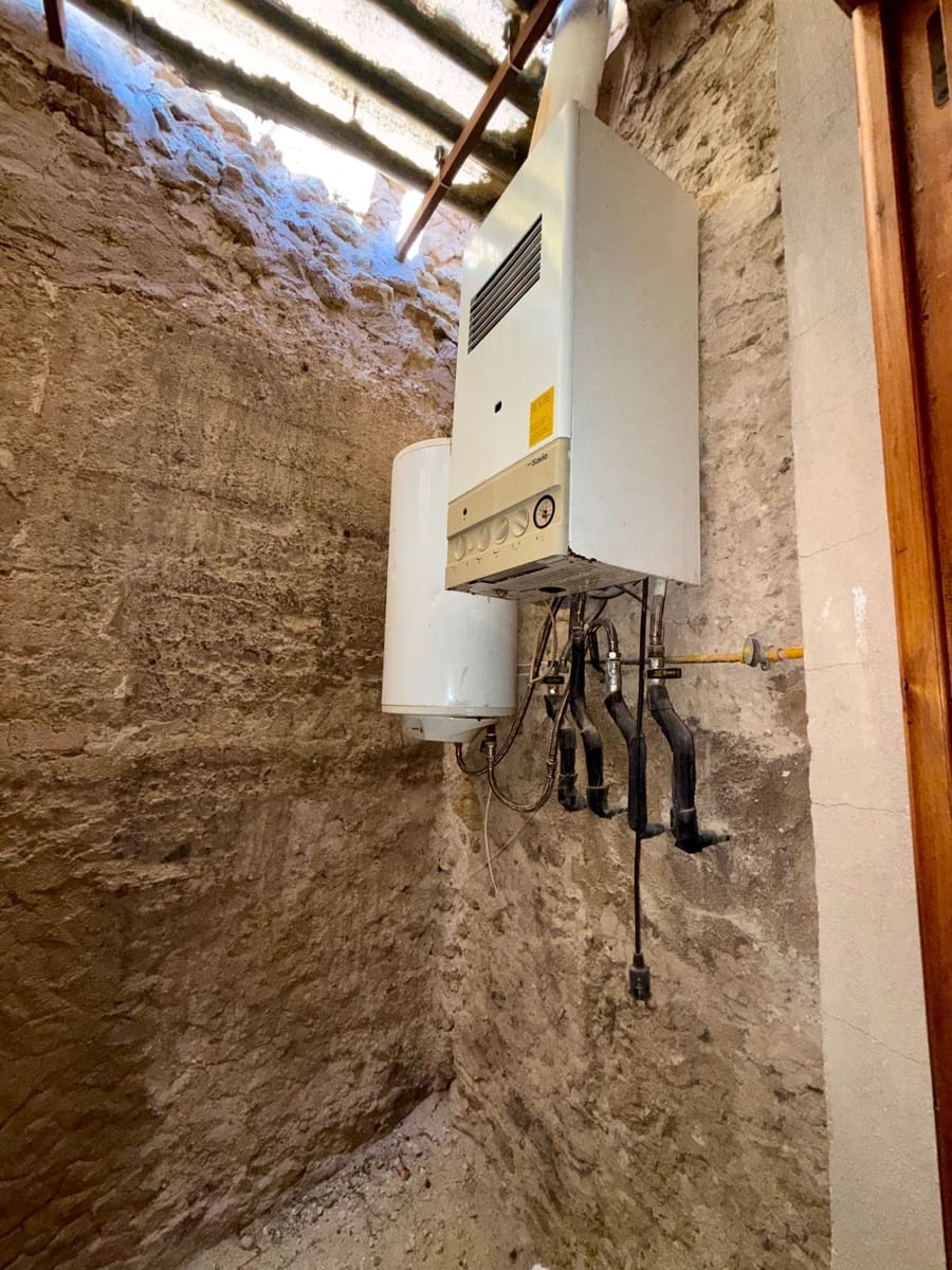 2 bedroom Townhouse for sale in Biar - € 59,000 (Ref: 9393883)