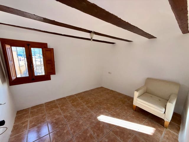 2 bedroom Townhouse for sale in Biar - € 59,000 (Ref: 9393883)