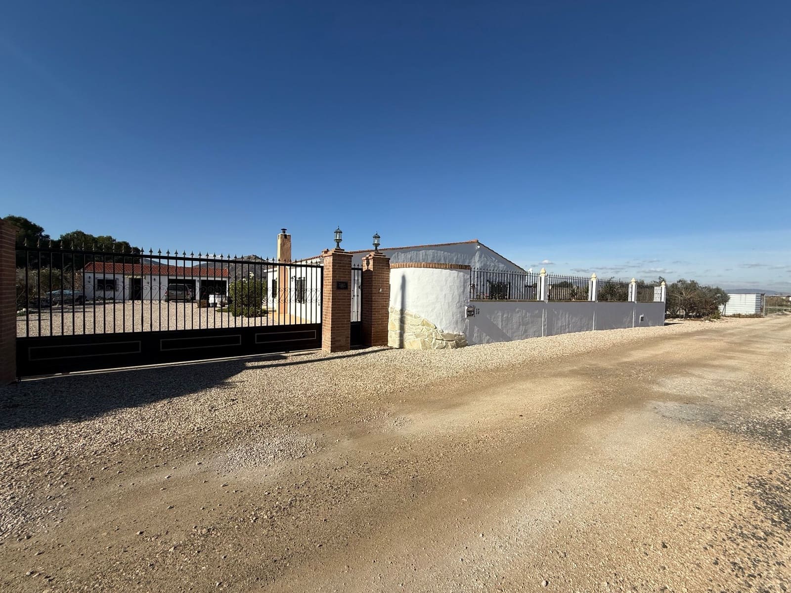 4 quarto Moradia para venda em Villena com piscina garagem - 280 000 € (Ref: 9426915)