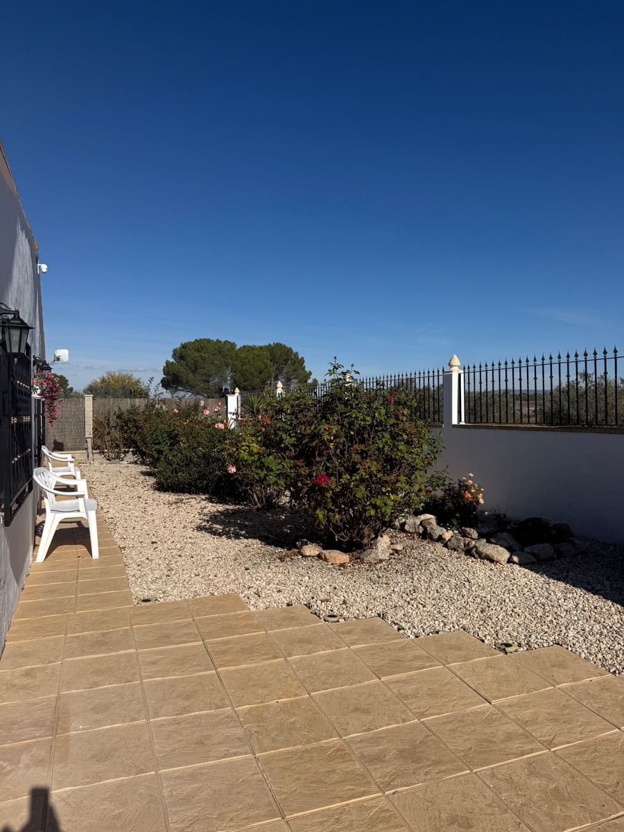 4 quarto Moradia para venda em Villena com piscina garagem - 280 000 € (Ref: 9426915)