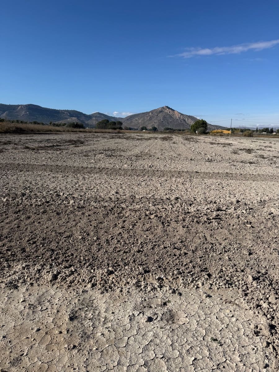 4 quarto Moradia para venda em Villena com piscina garagem - 280 000 € (Ref: 9426915)