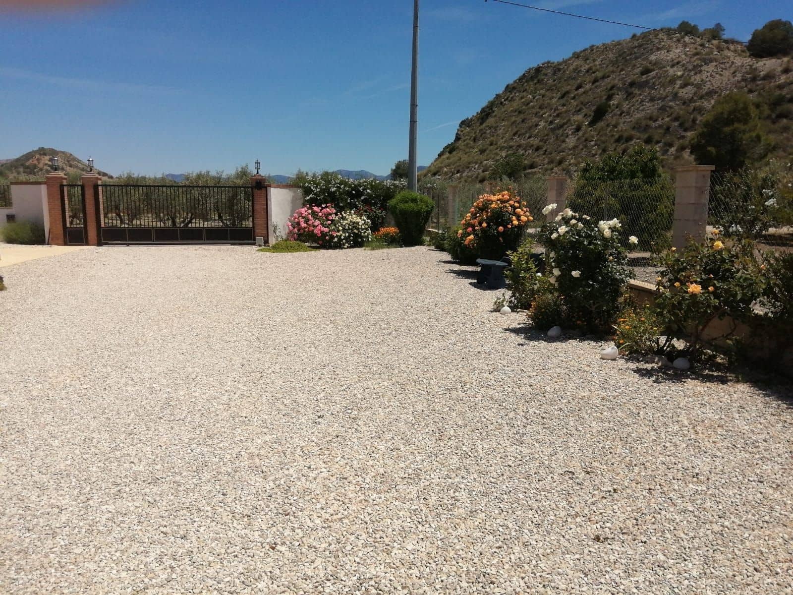 4 soveværelse Villa til salg i Villena med swimmingpool garage - € 280.000 (Ref: 9426915)