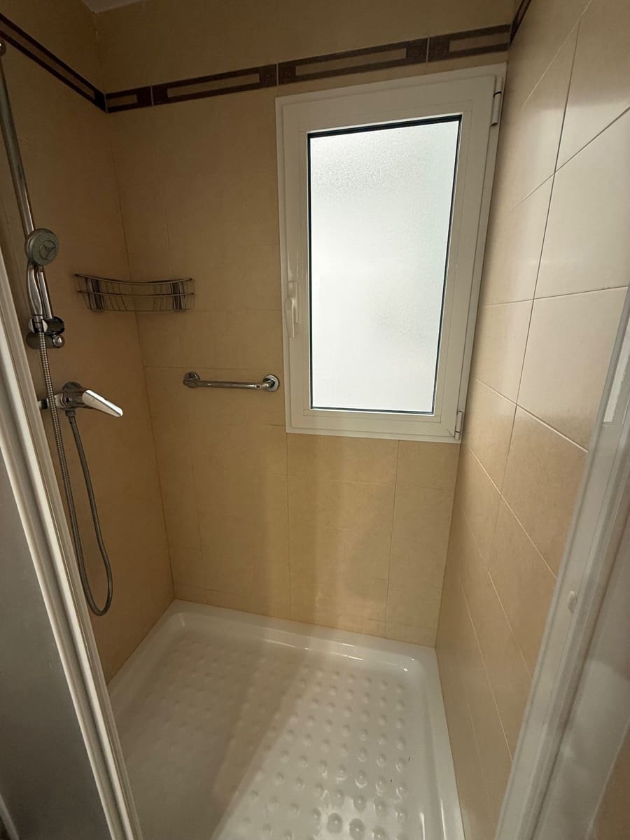 Appartement de 2 chambres à louer à Villena - 550 € (Ref: 9471153)