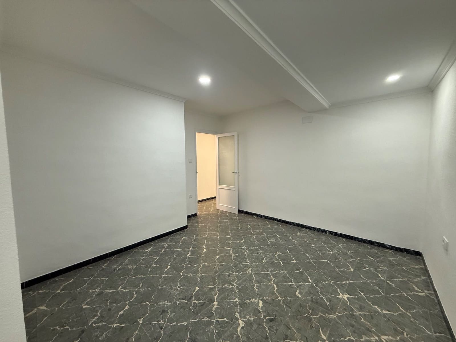 Appartement de 2 chambres à louer à Villena - 550 € (Ref: 9471153)