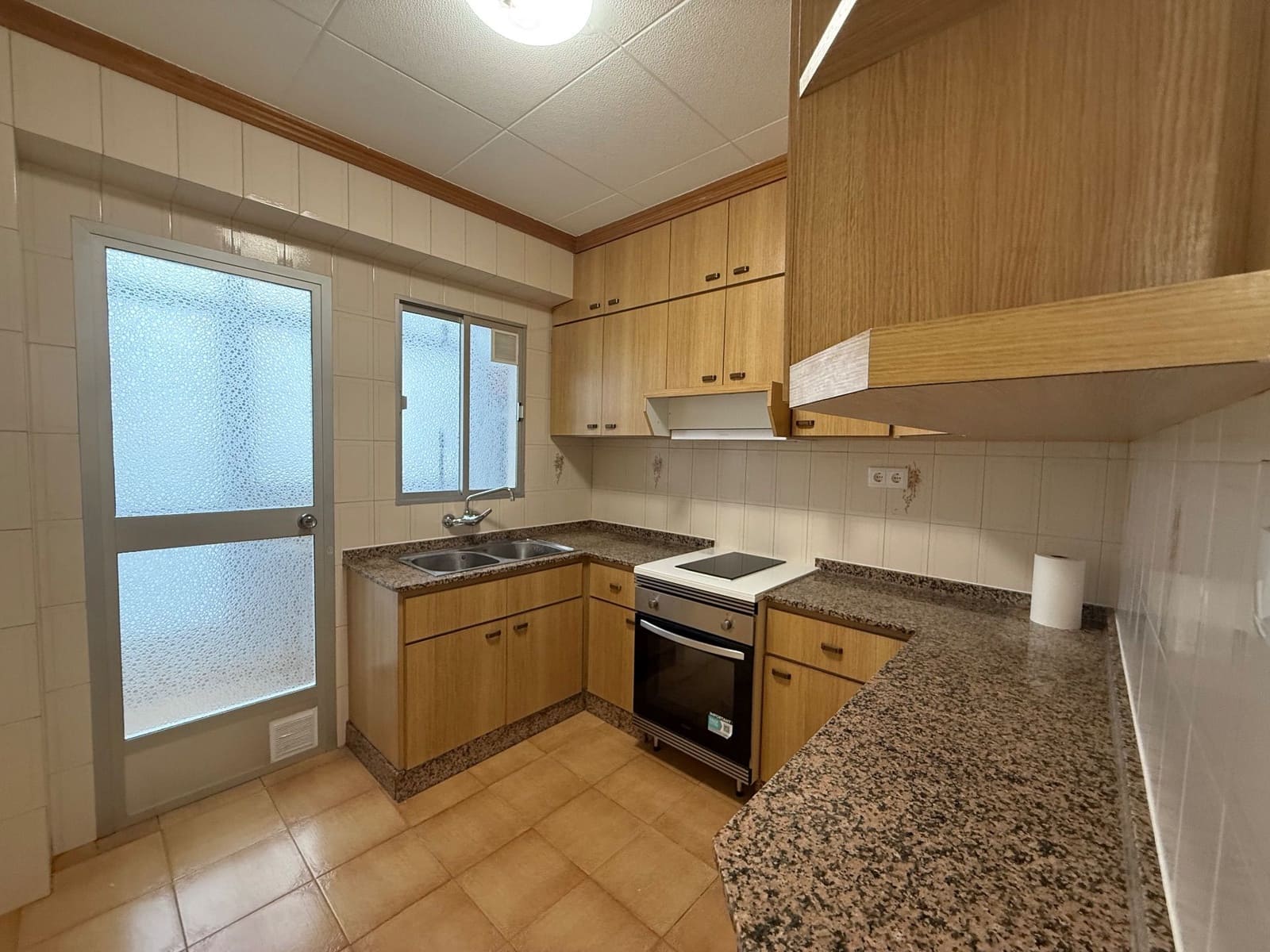 Appartement de 2 chambres à louer à Villena - 550 € (Ref: 9471153)