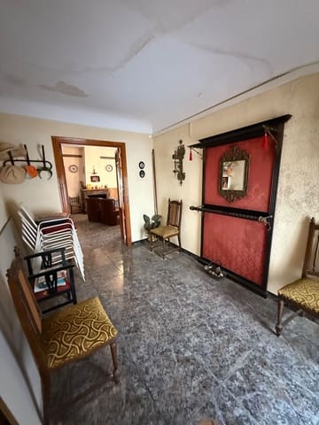 4 bedroom Townhouse for sale in Cañada with garage - € 250,000 (Ref: 9499650)