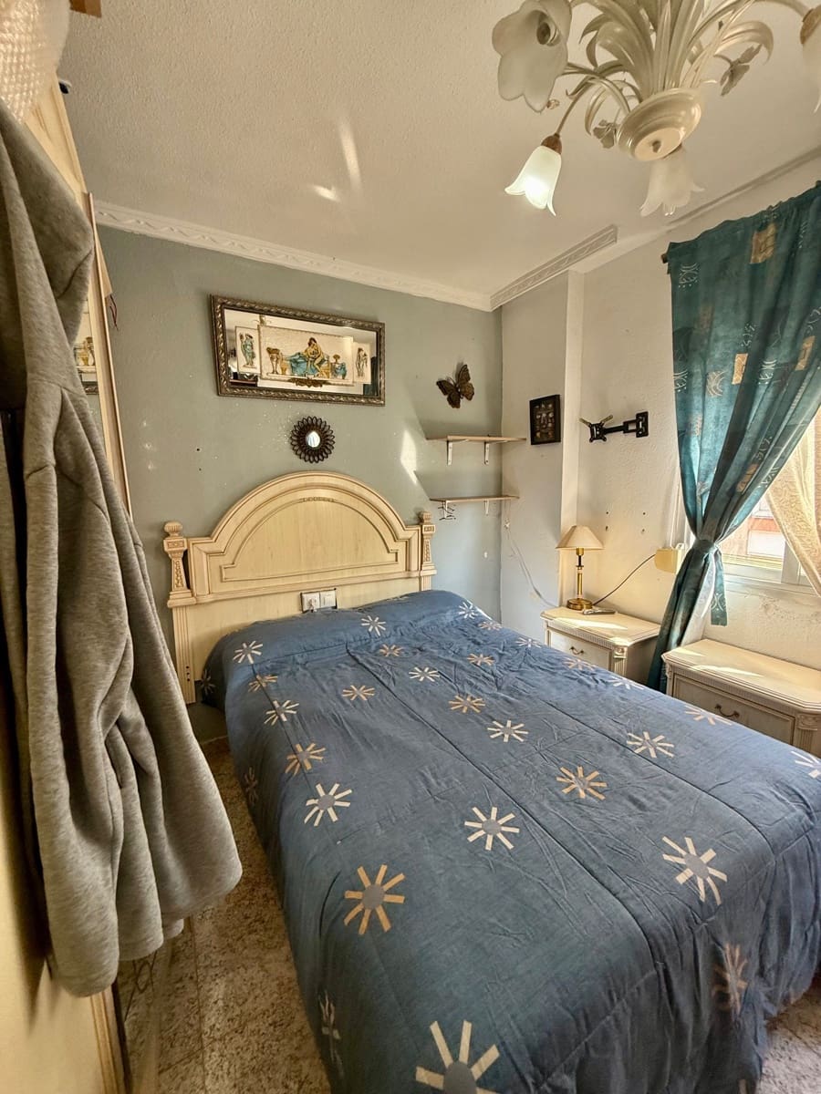 3 soveværelse Lejlighed til salg i Villena - € 63.000 (Ref: 9780134)