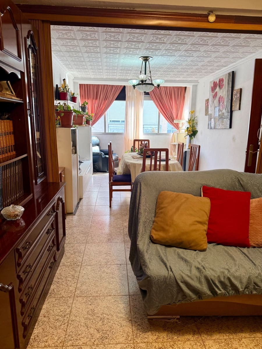 3 soveværelse Lejlighed til salg i Villena - € 63.000 (Ref: 9780134)