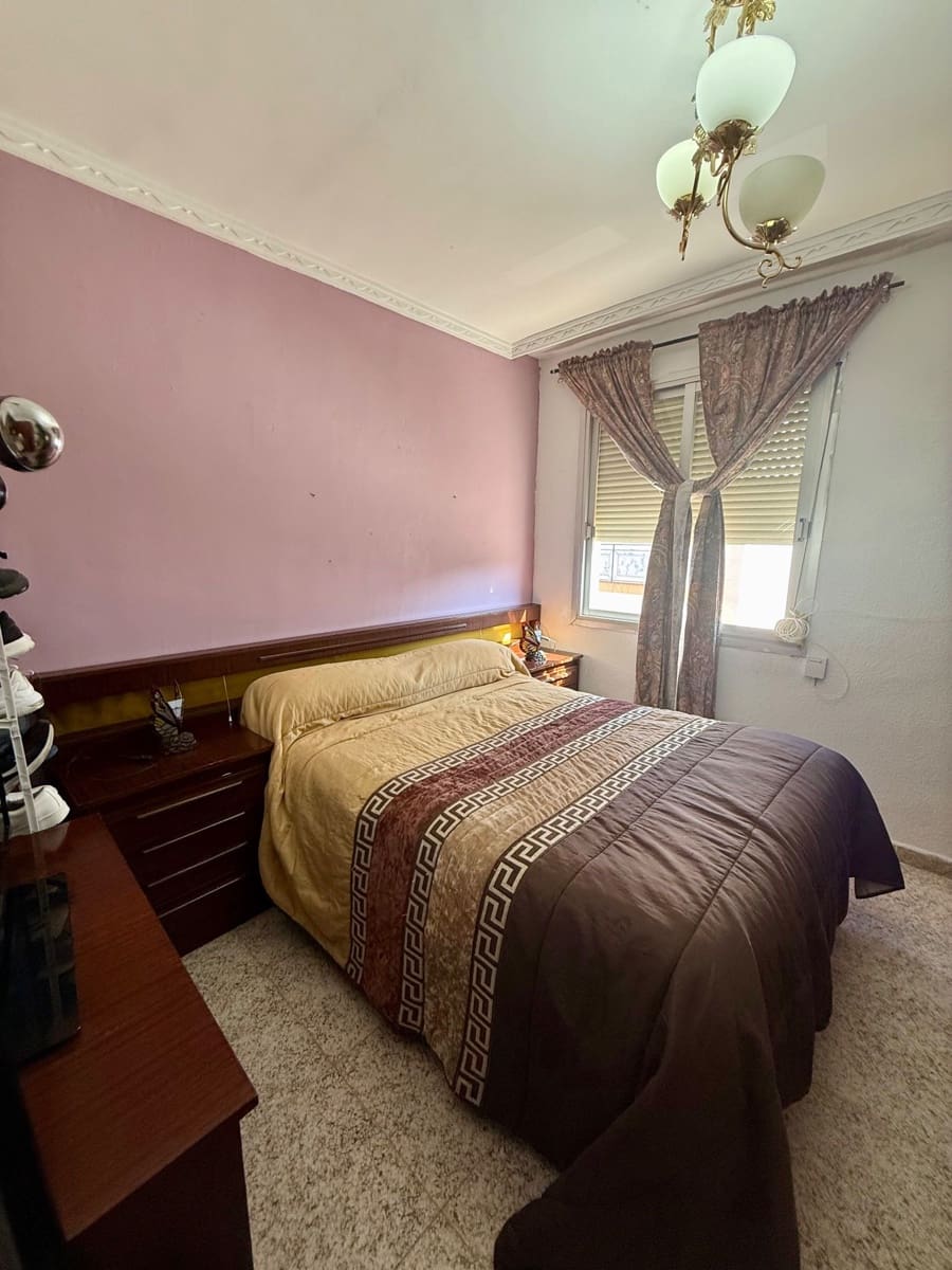 3 soveværelse Lejlighed til salg i Villena - € 63.000 (Ref: 9780134)