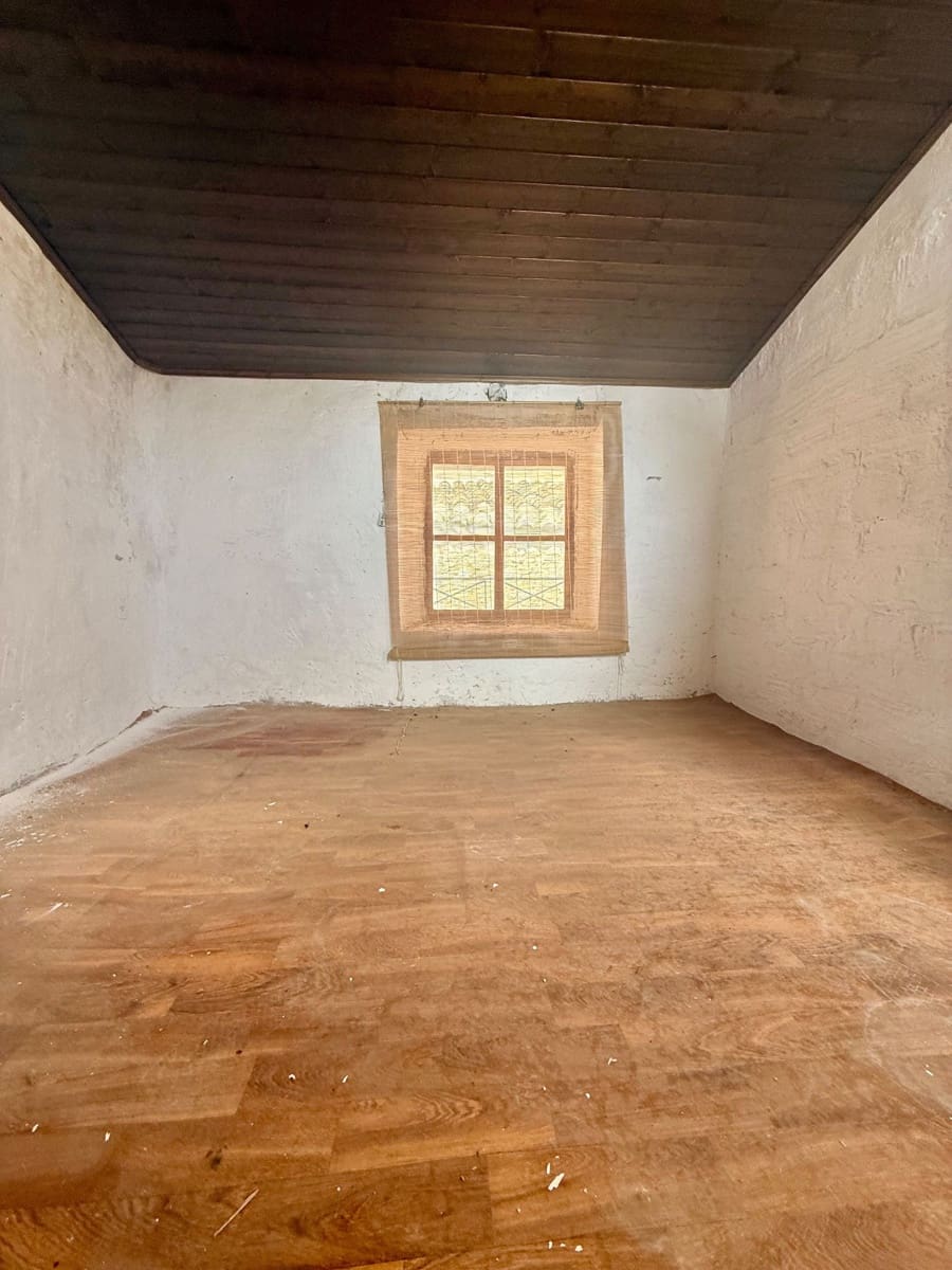 3 sovrum Hus till salu i Biar - 49 900 € (Ref: 9902821)