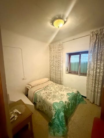 3 sovrum Hus till salu i Biar - 49 900 € (Ref: 9902821)
