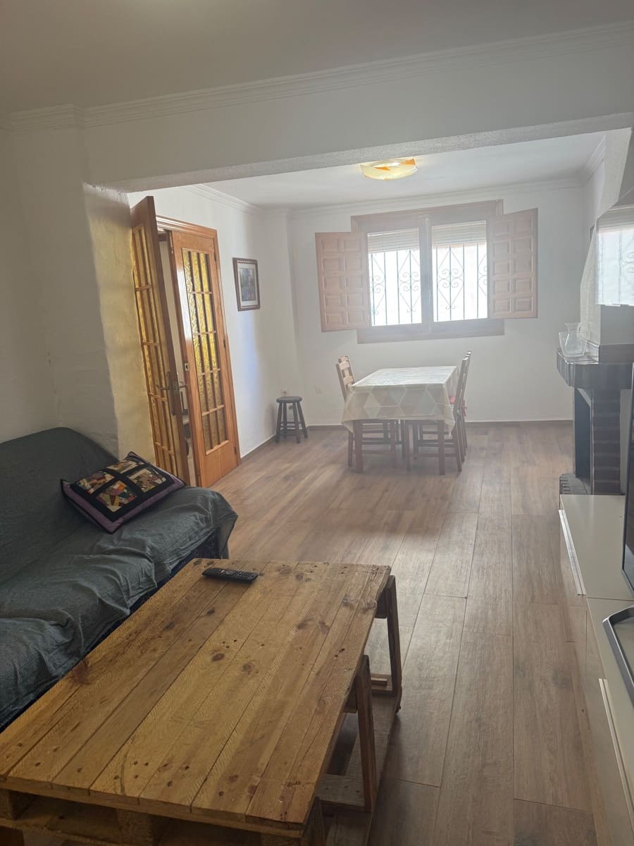 4 bedroom Townhouse for sale in Biar - € 98,000 (Ref: 9917728)