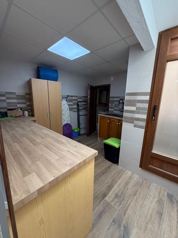 4 bedroom Townhouse for sale in Biar - € 98,000 (Ref: 9917728)